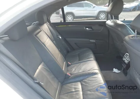 2007 Mercedes-Benz S 550 z USA, uszkodzony, nr VIN WDDNG71X47A034720